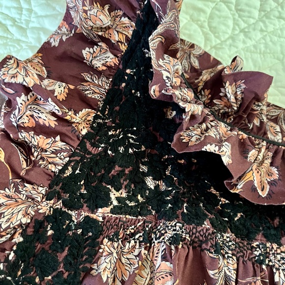 Mi Golondrina Burgundy Floral handmade Blouse - Picture 3 of 7